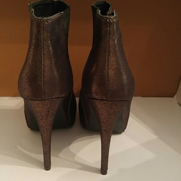 Rock & Republic ankle booties - Picture 3 of 4